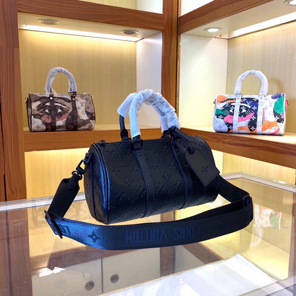 ルイヴィトンバッグ側面デザイン